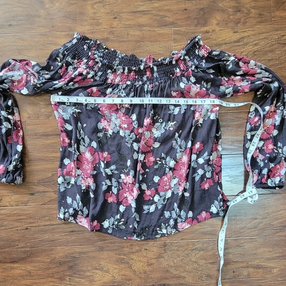Aeropostale Off The Shoulder L9ng Sleeved Floral Blouse Size Large - Picture 10 of 11